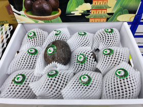 西藏乌金梨一箱