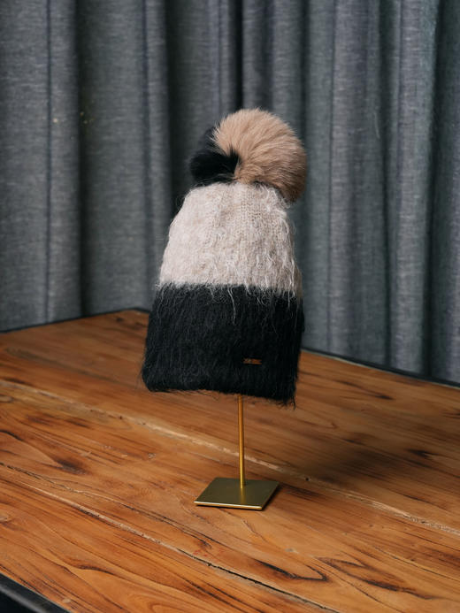 订购4周到｜CA4LA-BAA-绒球球 毛线帽（黑色）［日本设计师］ 商品图1