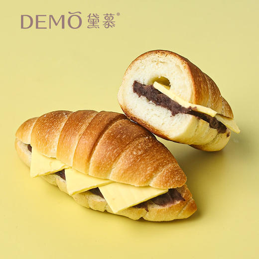 红豆黄油海盐卷|Red bean butter and sea salt Croissant 商品图0