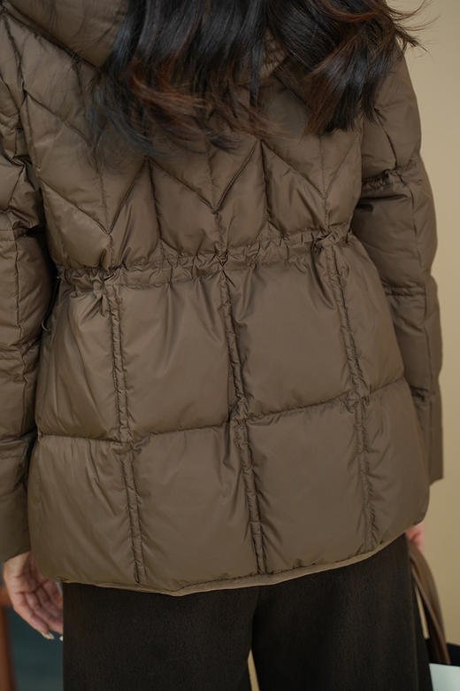 安诺Sakura Sprite	连帽一手长鹅绒服 绗缝抽绳羽绒服	LDWHY116 商品图4