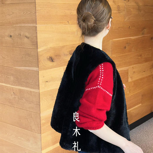 【预售7天】良木礼皮毛一体马甲（D25102699） 商品图5