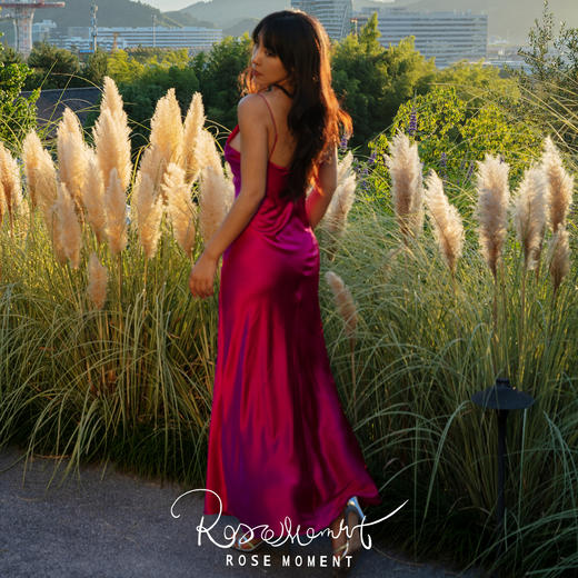 氛围感荡领真丝侧开叉长裙 A230801 商品图1