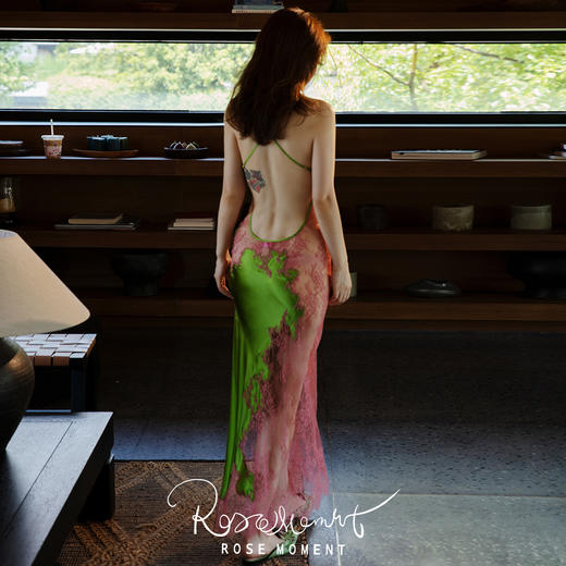 微醺的真丝蕾丝长裙 A250316 商品图1