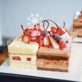 莓与雪（双拼，一条通往白昼，一条沉入深夜）