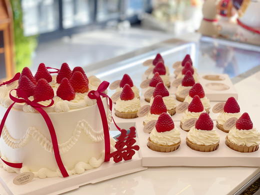 订婚蛋糕 商品图0