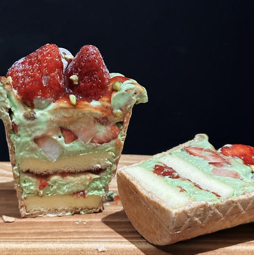 草莓开心果甜筒（约11点做好） 商品图2