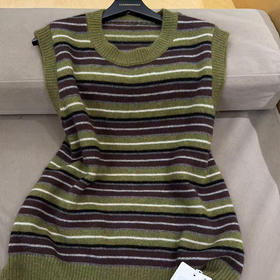 【不退不换】良木礼羊毛背心（D2510310F）