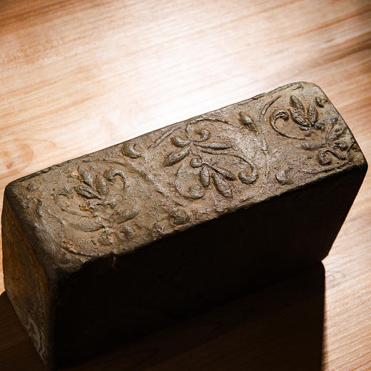 南北朝“忍冬纹”佛教砖制砚 商品图10