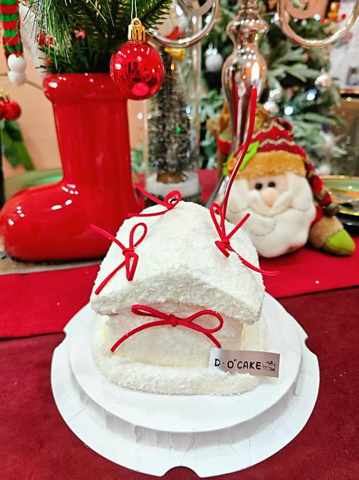 “毛茸茸小房子蛋糕”配爱心烟花仙女棒蜡烛 提前5小时预定 商品图0