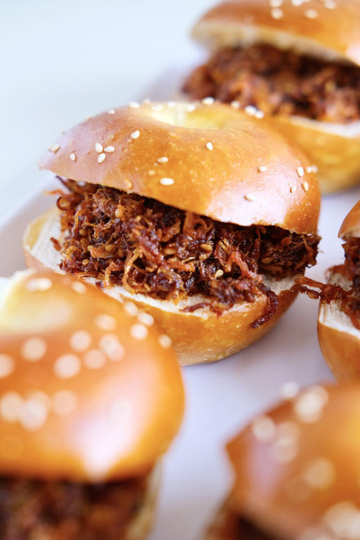 碱水麻辣鸡丝贝果 商品图0