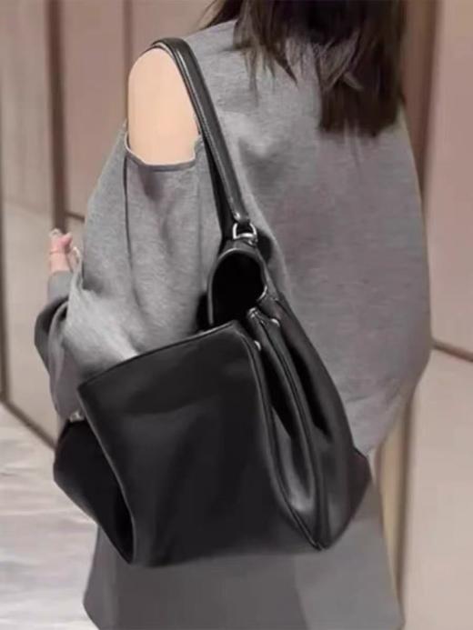 【清仓价】不参与退换 -3008单件漏肩卫衣-喜出 商品图1