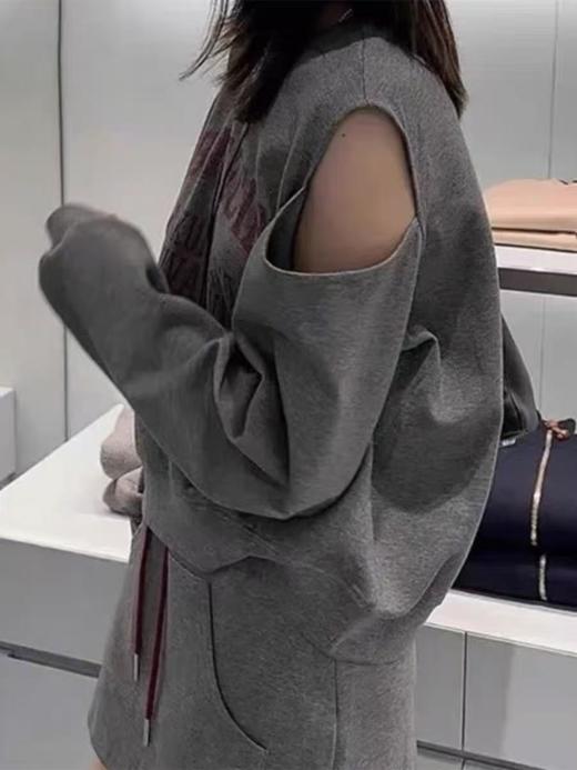 【清仓价】不参与退换 -3008单件漏肩卫衣-喜出 商品图2