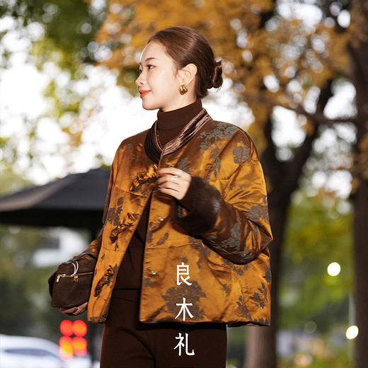 【特价不退换】【预售7天】良木礼水貂鹅绒服(D251102769) 商品图1