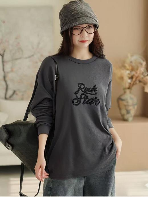 【超值特卖】1194肌理感麦穗绣字母高弹力超软糯长袖T恤-喜出 商品图0