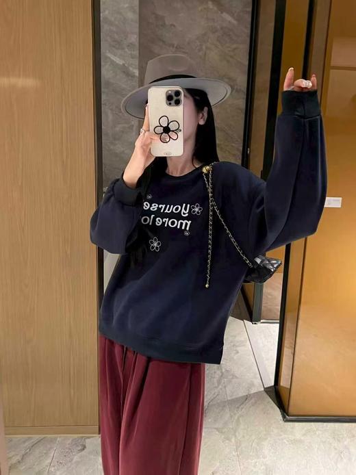 女王节抢购价-不支持退【自营】🔥🔥🔥品质奥粒绒厚款【重工刺绣】95%棉 2025精致花朵字母宽松短款卫衣-喜出 商品图2