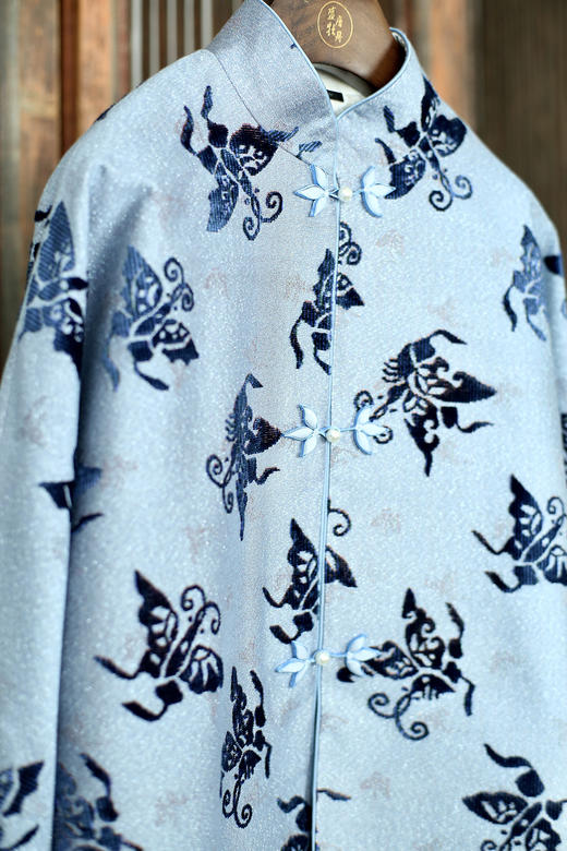 盛唐牡丹 | 百蝶纹丝毛漳缎对襟外套 商品图1