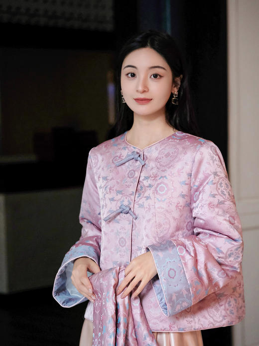 盛唐牡丹 | 鹤鹿同春重缎宋锦棉外套（配围巾） 商品图0