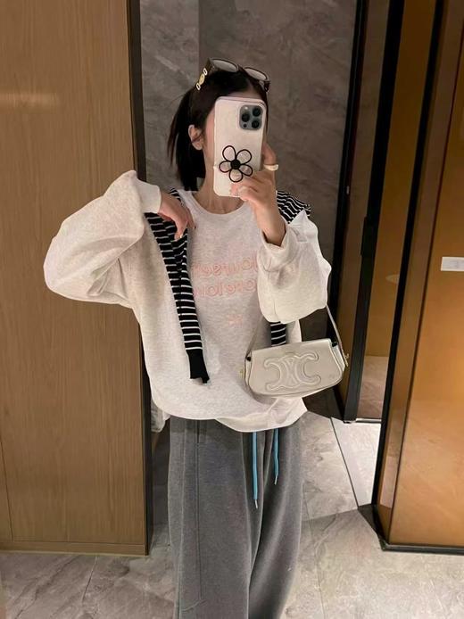 女王节抢购价-不支持退【自营】🔥🔥🔥品质奥粒绒厚款【重工刺绣】95%棉 2025精致花朵字母宽松短款卫衣-喜出 商品图5