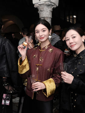 盛唐牡丹 | 牛仔串珠新中式外套