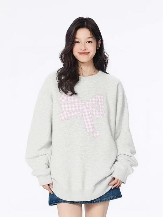 418良粉节|2026 活动爆款不支持退【自营】2026🔥🔥【潮牌卫衣】圆领牛奶绒～格子粉蝴蝶结宽松加绒卫衣-喜出 商品图1