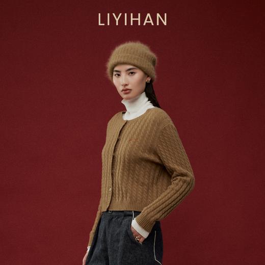 LIYIHAN岁暖红 2025冬季新款绵羊毛刺绣开衫毛衣红色女短款针织衫 商品图3