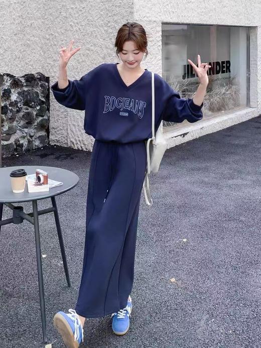 【卫衣系列】竹节刺绣字母单件V领卫衣-喜出 商品图1