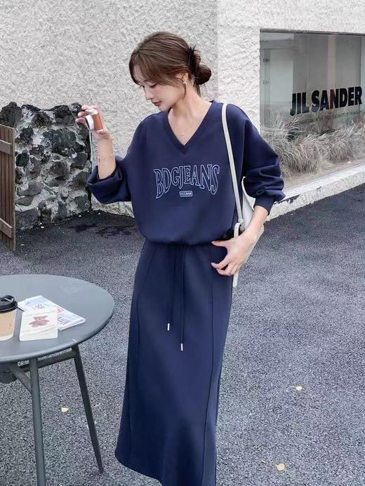 【卫衣系列】竹节刺绣字母单件V领卫衣-喜出 商品图0