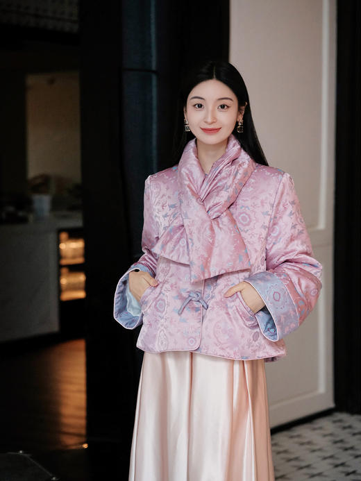 盛唐牡丹 | 鹤鹿同春重缎宋锦棉外套（配围巾） 商品图1