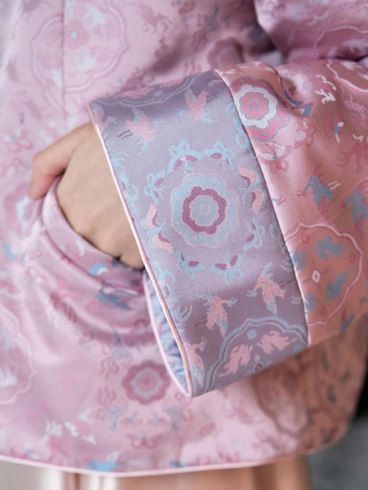 盛唐牡丹 | 鹤鹿同春重缎宋锦棉外套（配围巾） 商品图5