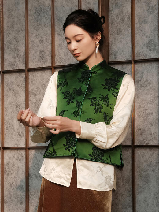 盛唐牡丹 | 翡翠绿漳缎马甲 商品图0