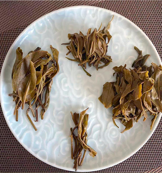 生普| 【镇店之宝】2024年老班章核心区100左右龙珠8g*20颗 商品图10