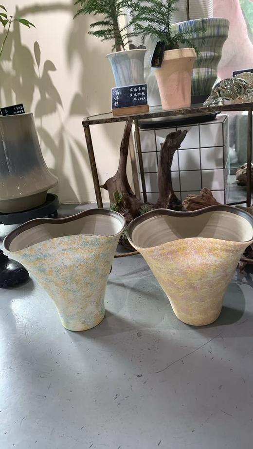 彩绘粗陶花盆 商品图0