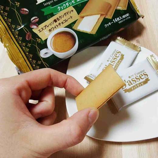 三立制果咖啡白巧克力味夹心饼干78g 日式休闲零食152867 商品图1