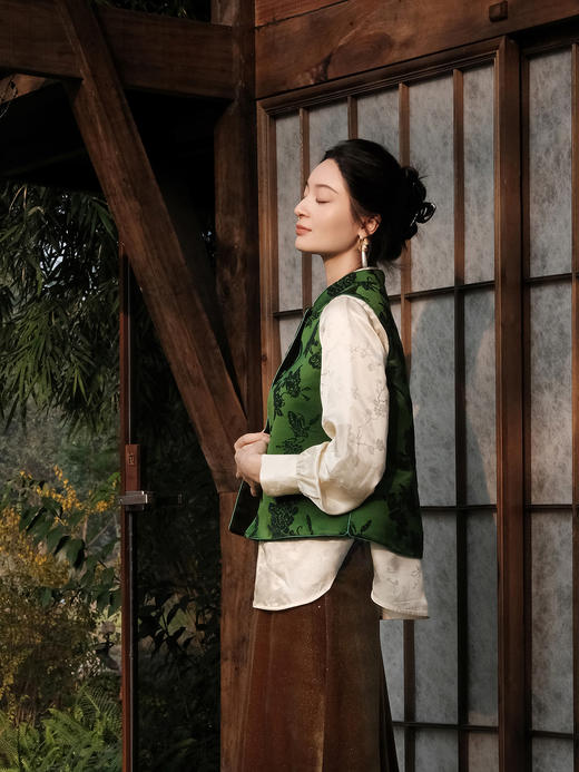 盛唐牡丹 | 翡翠绿漳缎马甲 商品图4