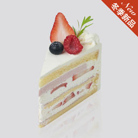 招牌草莓奶油蛋糕切块