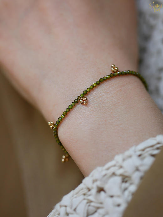 SpoiledBrat Jewelry草绿色锆石三叶金珠手链 商品图1