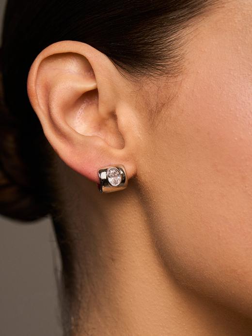 订购8周到｜Lili Claspe-Lustre-银色 锆石 耳钉［美国设计师］ 商品图0