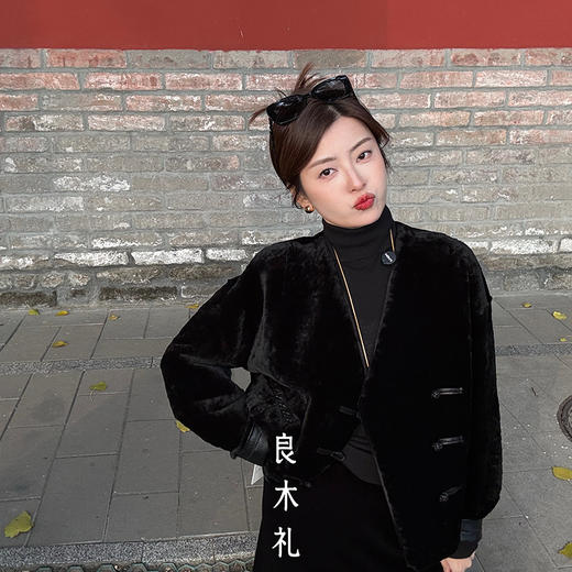 【预售7天】良木礼皮毛一体外套（D8240） 商品图0