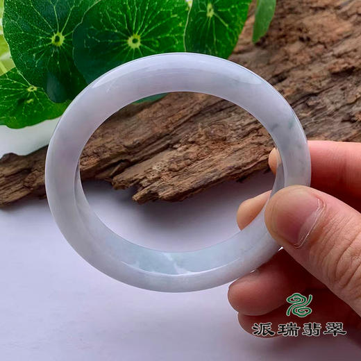 派瑞翡翠 翡翠手镯 糯种 浅绿色 商品图1