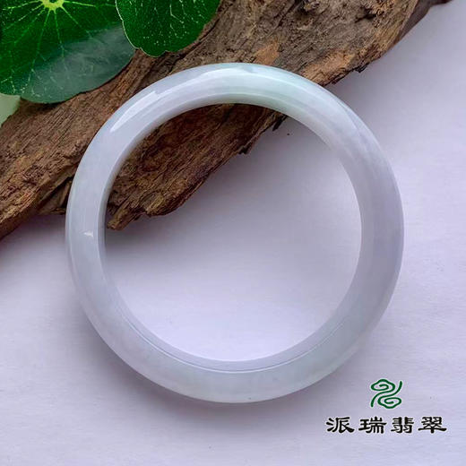 派瑞翡翠 翡翠手镯 糯种 浅绿色 商品图1