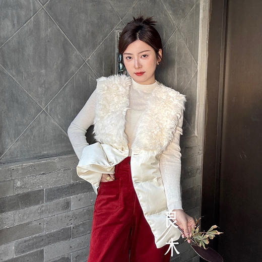 【特价不退换】【预售7天】良木礼羊毛桑蚕丝马甲（D25102553） 商品图0