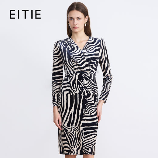 EITIE爱特爱斑马纹V领修身显瘦优雅包臀连衣裙8007722 商品图0