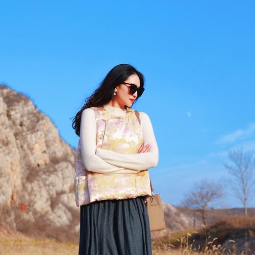  【2026东衣作】春逐•新中式羽绒马甲（24803154碧影红妆） 商品图3