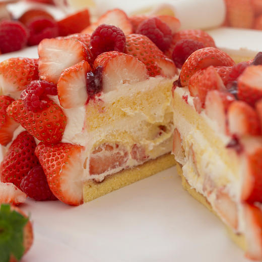 「卓卓高」TableCake｜「这是一份莓好的礼物」奶油草莓味桌桌糕（尺寸：35*35cm、45*45cm、55*55cm） 商品图4