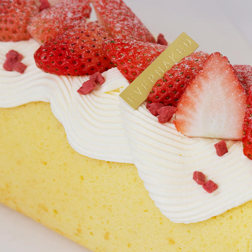 草莓季｜草莓香缇奶油卷｜900克/只 商品图3