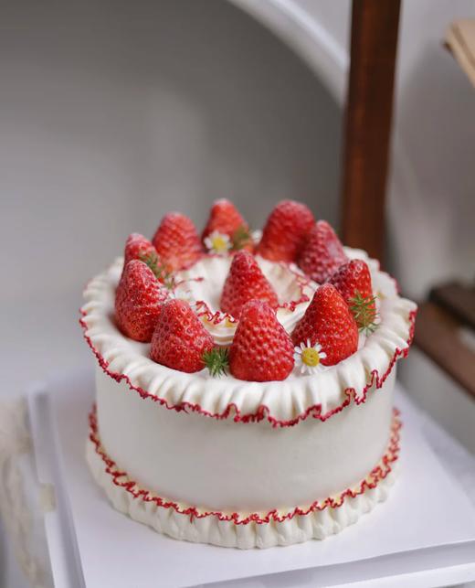 草莓蕾丝裙 商品图0