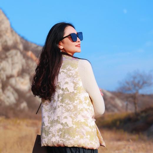  【2026东衣作】春逐•新中式羽绒马甲（24803154碧影红妆） 商品图4