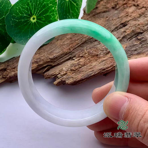 派瑞翡翠 翡翠手镯 糯种 绿色 商品图1