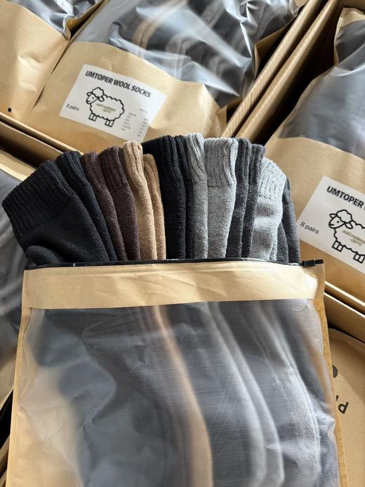 无折扣 抗寒-20度! UMTOPER羊毛袜8双装男女士情侣袜 商品图3