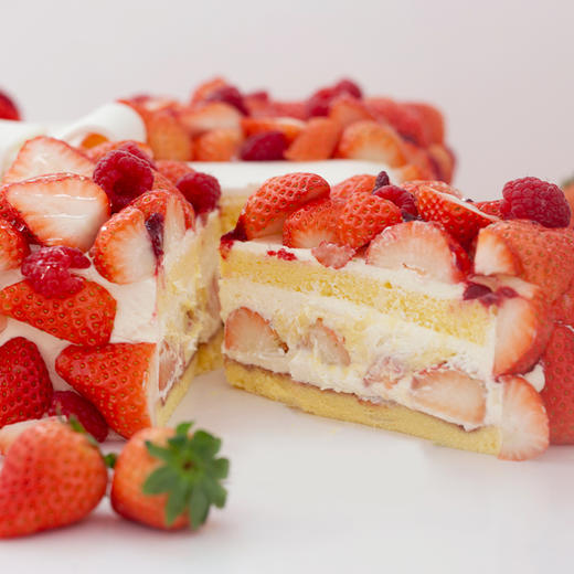 「卓卓高」TableCake｜「这是一份莓好的礼物」奶油草莓味桌桌糕（尺寸：35*35cm、45*45cm、55*55cm） 商品图5